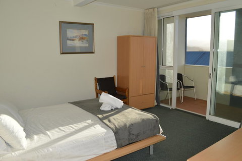 16 Lakeview Plaza - Accommodation Yamba 3