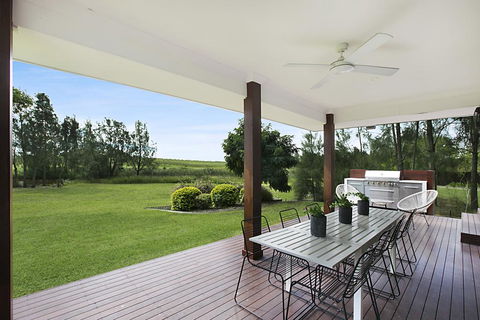 1OAK - Accommodation Yamba 1
