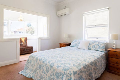 2 Bedroom Garden Apartment By Bondi Beach - Accommodation Yamba 3