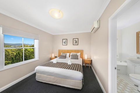 2 Bedroom Villa @ Oaks Cypress Lakes Resort - Accommodation Yamba 1