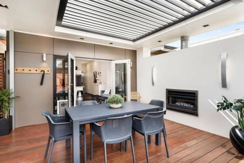 Cute As A Button - Picket Fence 3 Bed Stylish Home - Accommodation Yamba 0