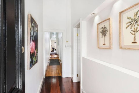 Cute As A Button - Picket Fence 3 Bed Stylish Home - Accommodation Yamba 3