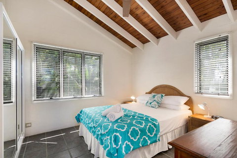 Descola 10 - Accommodation Yamba 2