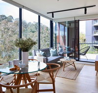 2BR Apt With Yarra River Views  Parking - Accommodation Yamba