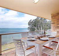 3 'Pelican Sands' 83 Soldiers Point Rd - stunning waterfront unit with magical water views  air conditioning - Accommodation Yamba