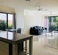 3 Bedroom Executive Luxury Beachside Townhouse - Accommodation Yamba