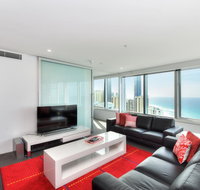 3 Bedroom Ocean View Private Apartment in Surfers Paradise - Accommodation Yamba