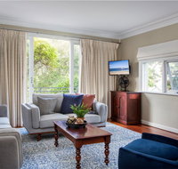 3-Bed House near Bondi Beach with Balcony Parking - Accommodation Yamba