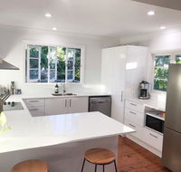 4 bedroom house - Walk to Southbank - Accommodation Yamba