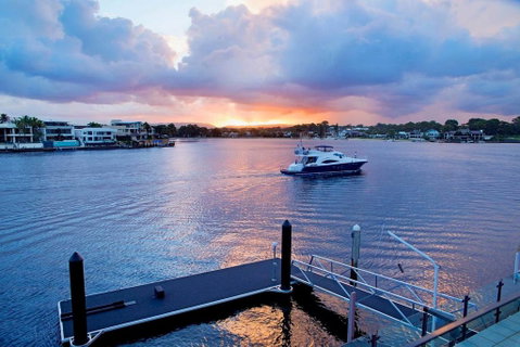 4.5 Million Dollar Surfers Paradise Dream Mansion - Accommodation Yamba 2
