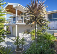 58 Seaview St - Summer Days - Accommodation Yamba