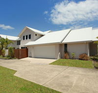 60 Beachway Parade Marcoola 500 BOND Linen supplied - Accommodation Yamba