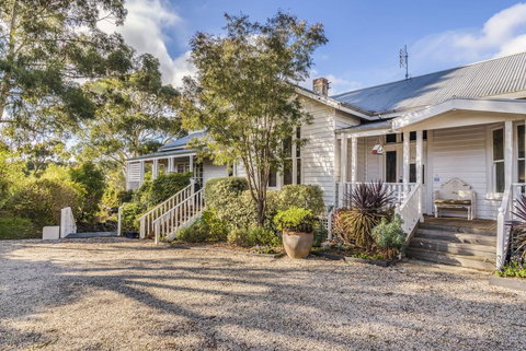 65 Main Guesthouse - Accommodation Yamba 1