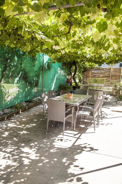 725 Myrtleford-Yackandandah Road - Accommodation Yamba 3