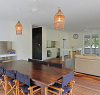 77 Butler Street Byron Bay - Lantana Beach House - Accommodation Yamba
