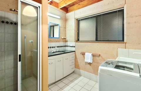 9 Marshall Street - Large Family Holiday Home Just Metres To The Beach - Accommodation Yamba 3