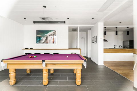 A PERFECT STAY - Adam + Eve - 2 Bedroom Luxury Apartment In Eve Tower - Accommodation Yamba 3