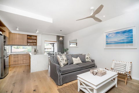 A PERFECT STAY - Luxe & Bloom - Accommodation Yamba 0