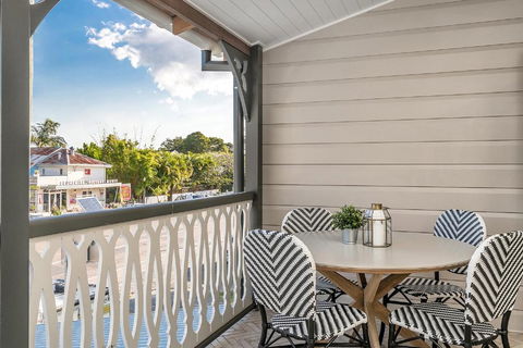 A PERFECT STAY - Luxe & Bloom - Accommodation Yamba 3