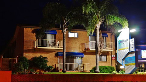 Abel Tasman Motel - Accommodation Yamba 2