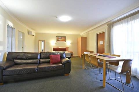 Abel Tasman Motor Inn - Accommodation Yamba 3