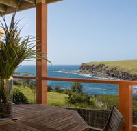 Absolute Oceanfront Cottage - Accommodation Yamba