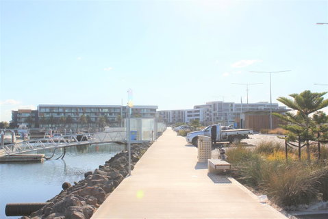Absolute Waterfront Apt 319 Lighthouse - Accommodation Yamba 1