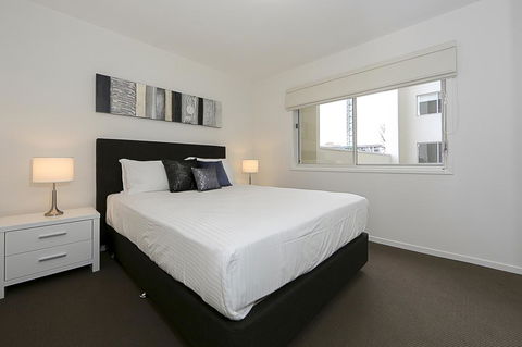Accommodate Canberra - Braddon Apartments - Accommodation Yamba 0