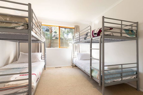 Acqua Vista - Water View, Fireplace, Walk To Beach - Accommodation Yamba 2