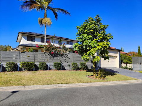 Eight Mile Plains House - Accommodation Yamba 1