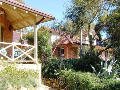 Eleebana Guest House - Accommodation Yamba 1