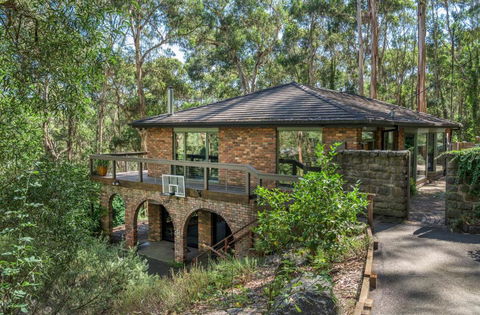 Elliott Lodge - Getaway For The Whole Family/pets - Accommodation Yamba 0