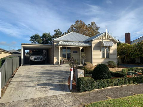 Elmsford Cottage - Accommodation Yamba 0