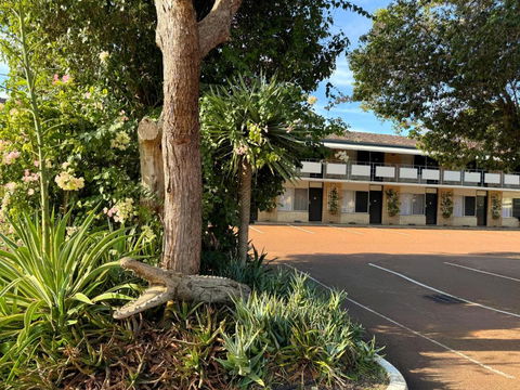 Flag Motor Lodge - Accommodation Yamba 2