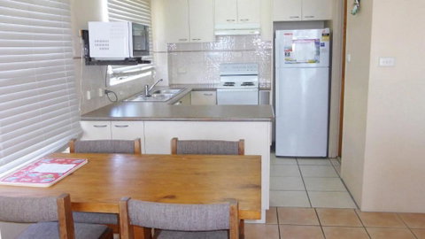 Flinders Lodge 4, 4 - 22 Clarence St - Accommodation Yamba 1