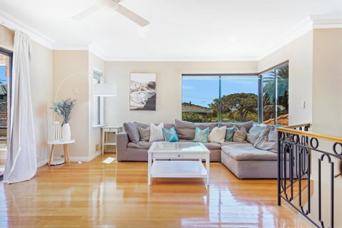 Fun In The Sun Pool Bliss & Ocean Views - Accommodation Yamba 2
