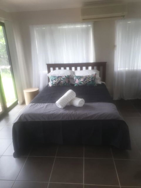 FRANGIPANI HOUSE - Accommodation Yamba 0