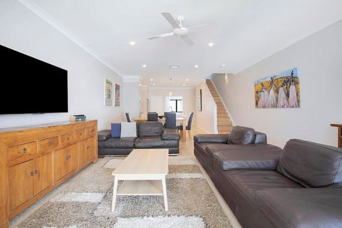 Fulcher Lane - A Zen Retreat In Modern Comfort - Accommodation Yamba 0