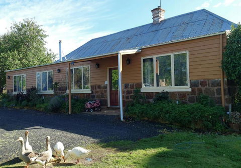 Fulham Homestead Historic Rural Large 3 Bedroom Guesthouse - Accommodation Yamba 0