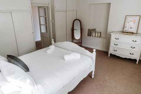 Fulham Homestead Historic Rural Large 3 Bedroom Guesthouse - Accommodation Yamba 2
