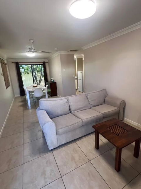 Fully Furnished Modern Unit In Centre Of City - Accommodation Yamba 1