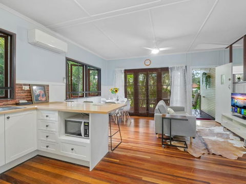 Great Value 3BD House At A Convenient Location - Accommodation Yamba 0