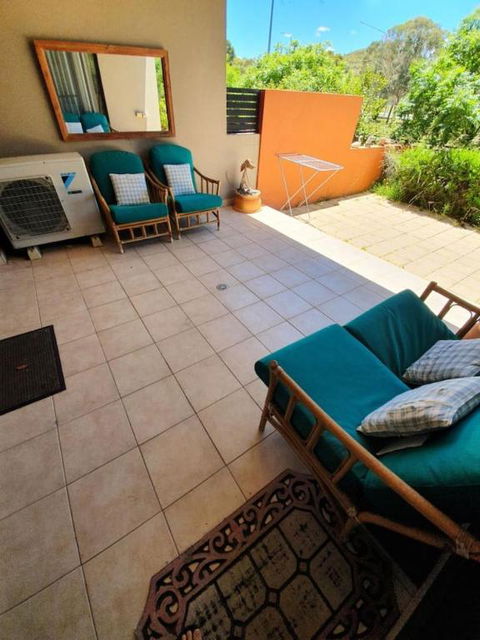 Ground Level 2BR 2BA Apartment W Courtyard - Accommodation Yamba 1
