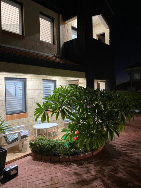 Hillarys Sea-View Panoramic Living - Accommodation Yamba 2