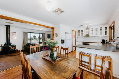 Idyllic Farm Stay Seclusion At Ithaca Cottage - Accommodation Yamba 3