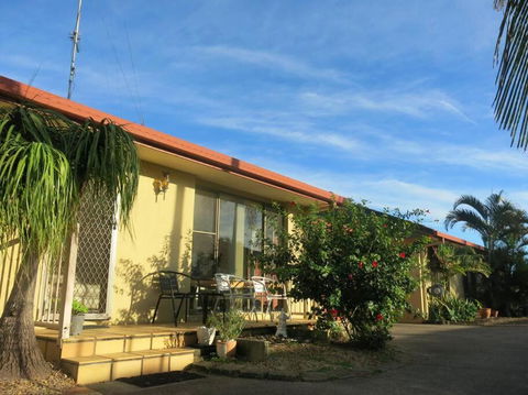 House And Van On The River - Accommodation Yamba 1