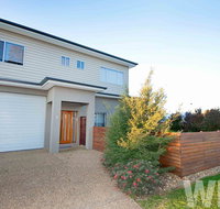 Adelphi Views on Luton - Woodlands - Accommodation Yamba