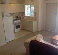 Affordable comfortable Inglewood apartmentPool - Accommodation Yamba