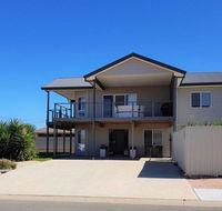 Agape Holiday Home - Accommodation Yamba