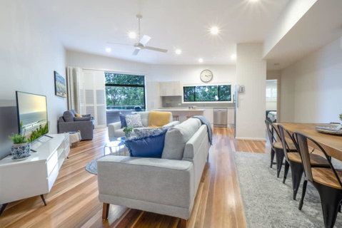Ait Shona - Happy Place. Apt 10 Haven On The Park - Accommodation Yamba 0